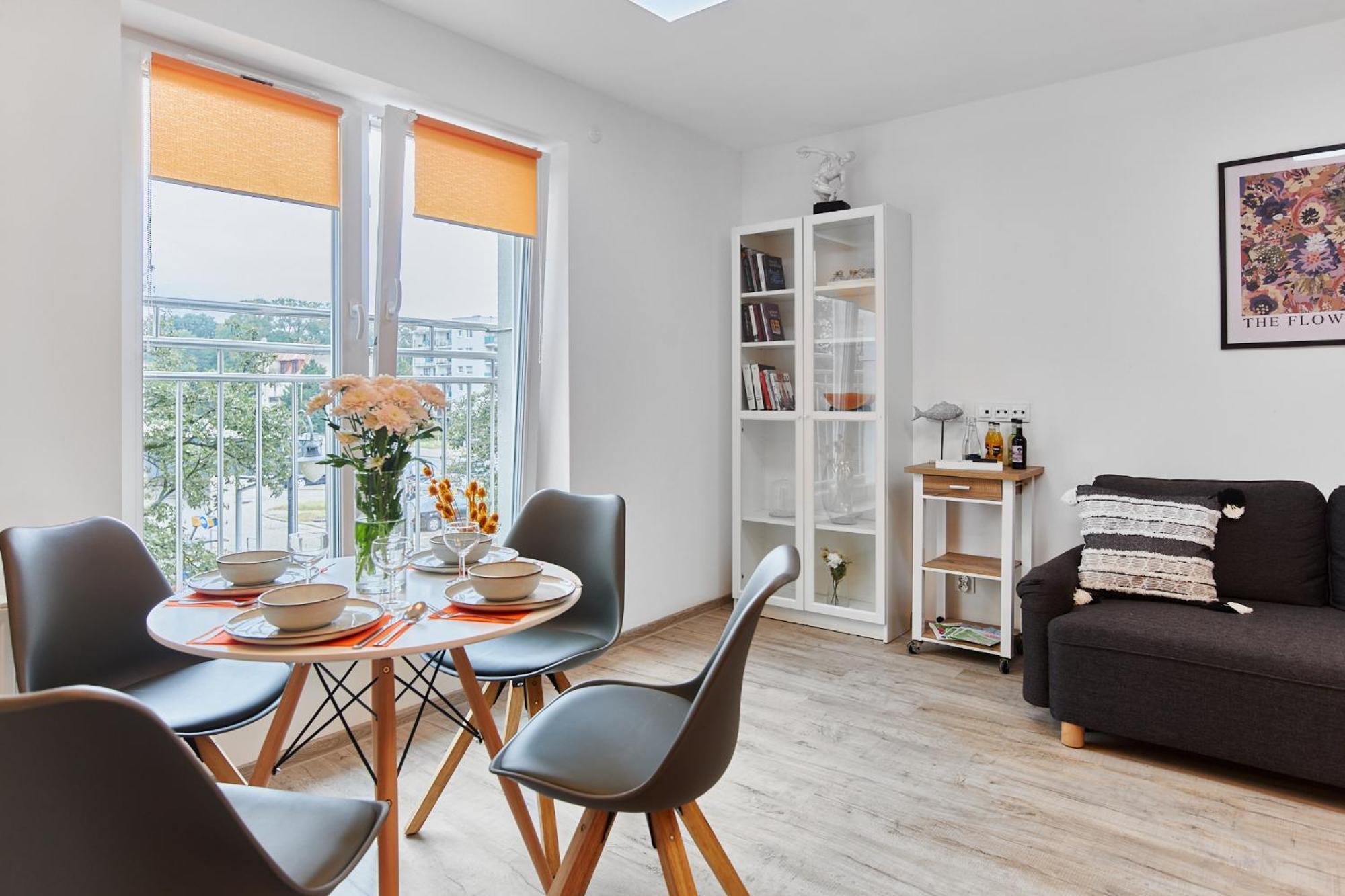 Golden Hour Apartments- Bohaterow Wrzesnia 101 ชวีโนวิชแจ ภายนอก รูปภาพ